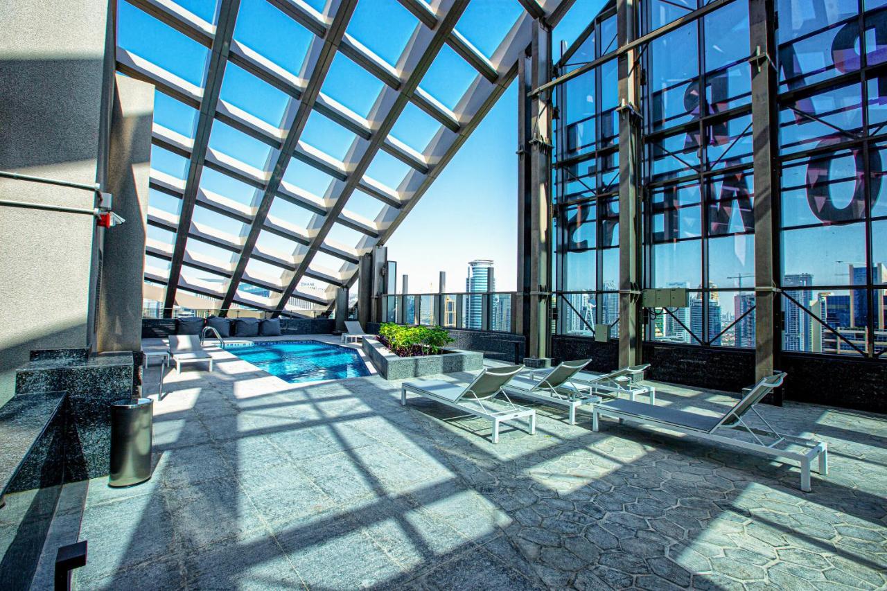 5 Star Sparkle Tower By Swarovski, Dubai Marina Exterior photo